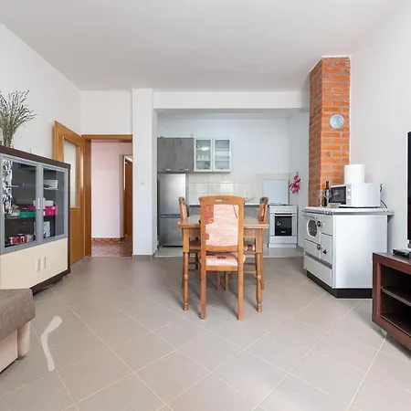 Apartmani Mila Gornji Karin Exterior photo